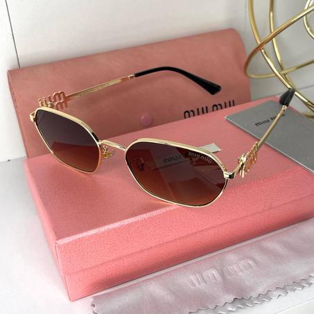 Miu Miu Carré  Gold