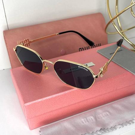 Mui Mui  Carré Noir