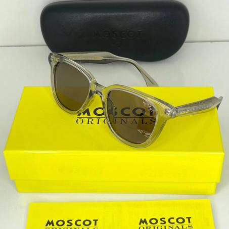 Moscot Luna