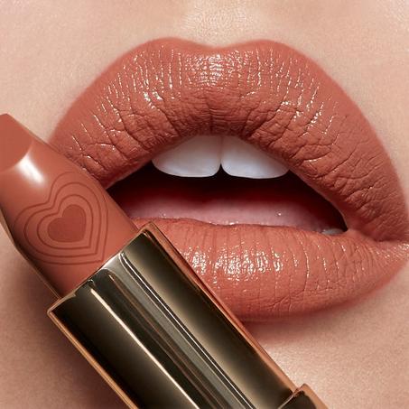 NEW! LOOK OF LOVE LIPSTICK K.I.S.S.I.N.G - NUDE ROMANCE Charlotte Tilbury
