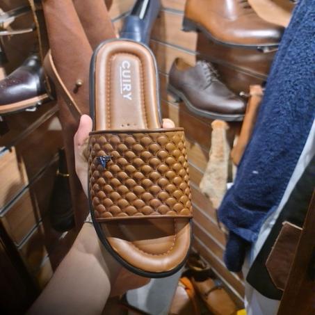 صندالة صيفية مصنوعة من الجلد الفاسي الأصيل