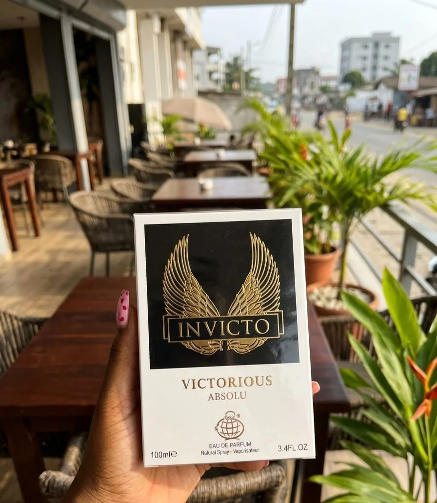 Eau de Parfum Invicto Victorious Absolu – Fragrance World (100 ml)