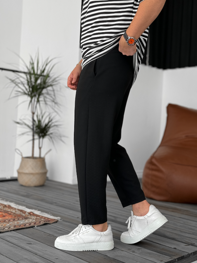 2024 Semi Oversized Black Pant