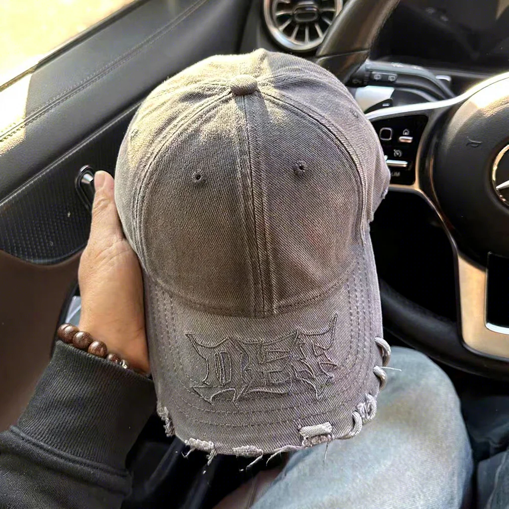 casual baseball cap for all seasons