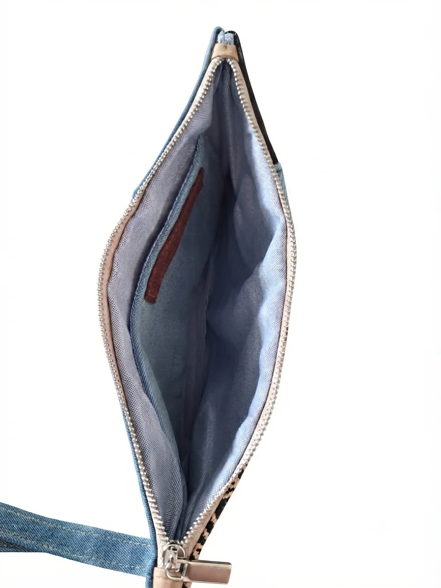 Pochette à dragonne