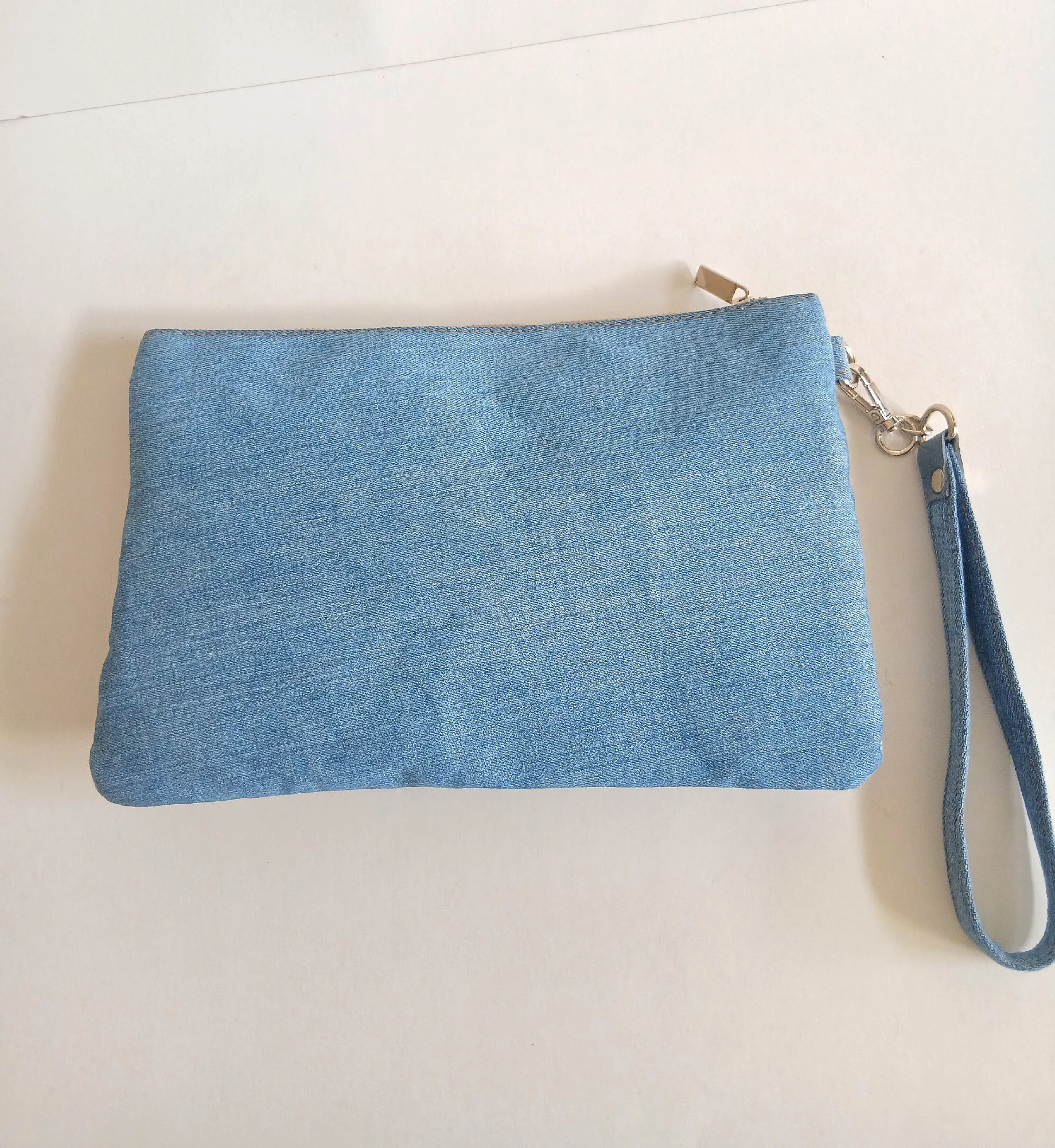 Pochette à dragonne