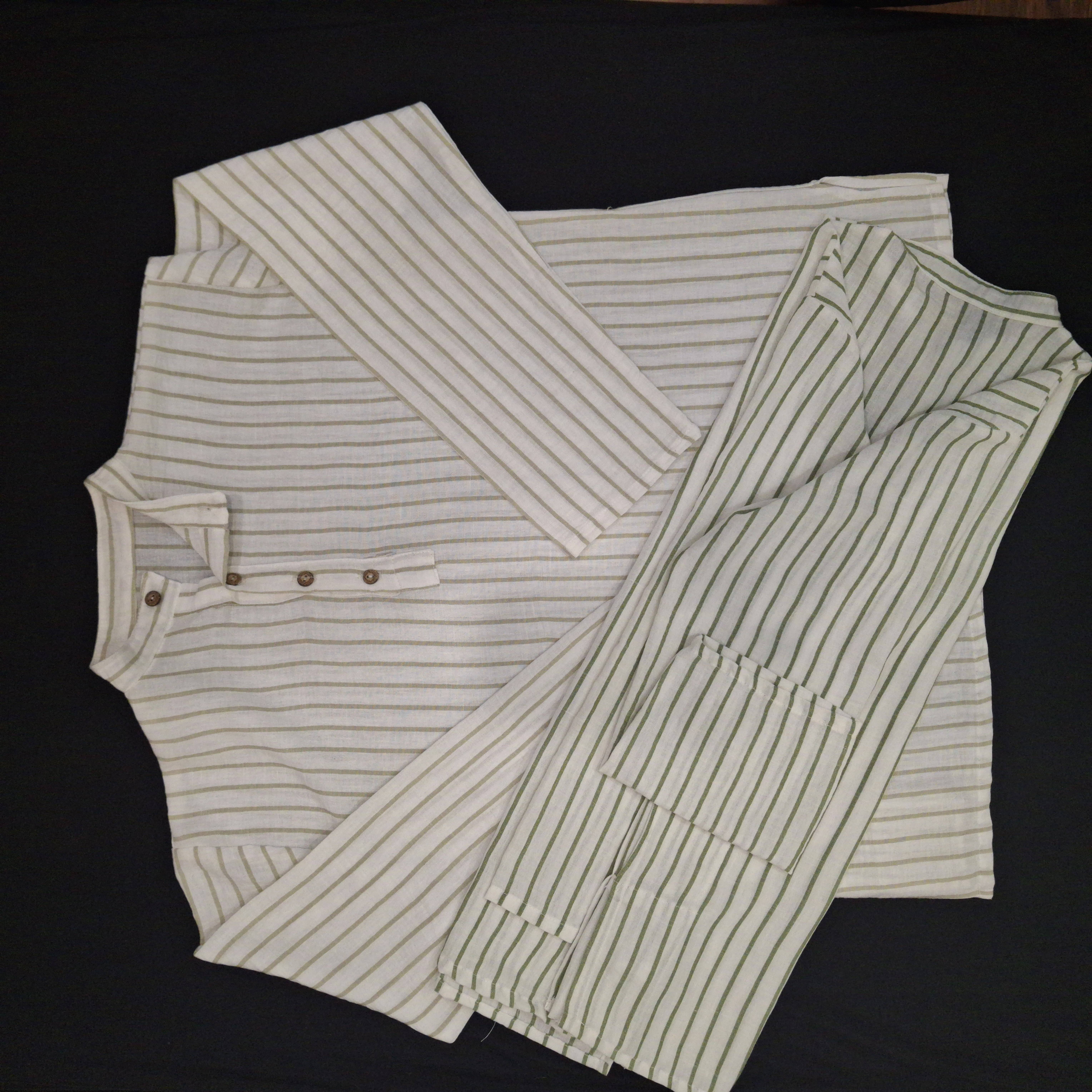 Chemise en lin décontracté à manches longues, à rayures et demi-boutonnées.