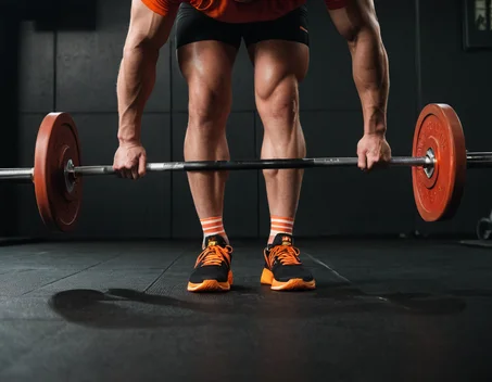 ملابس وإكسسوارات رياضية