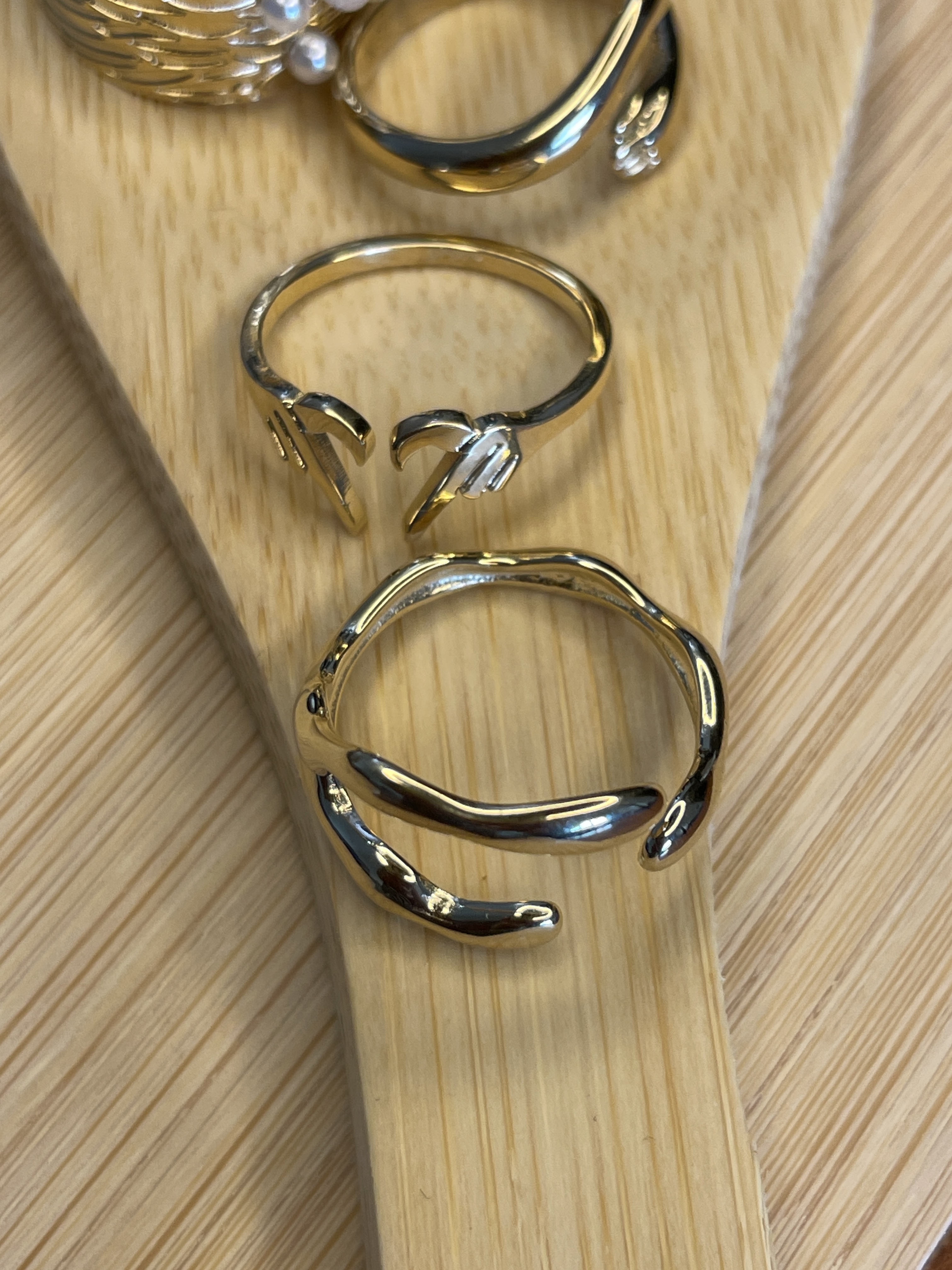 Muse Glow Rings
