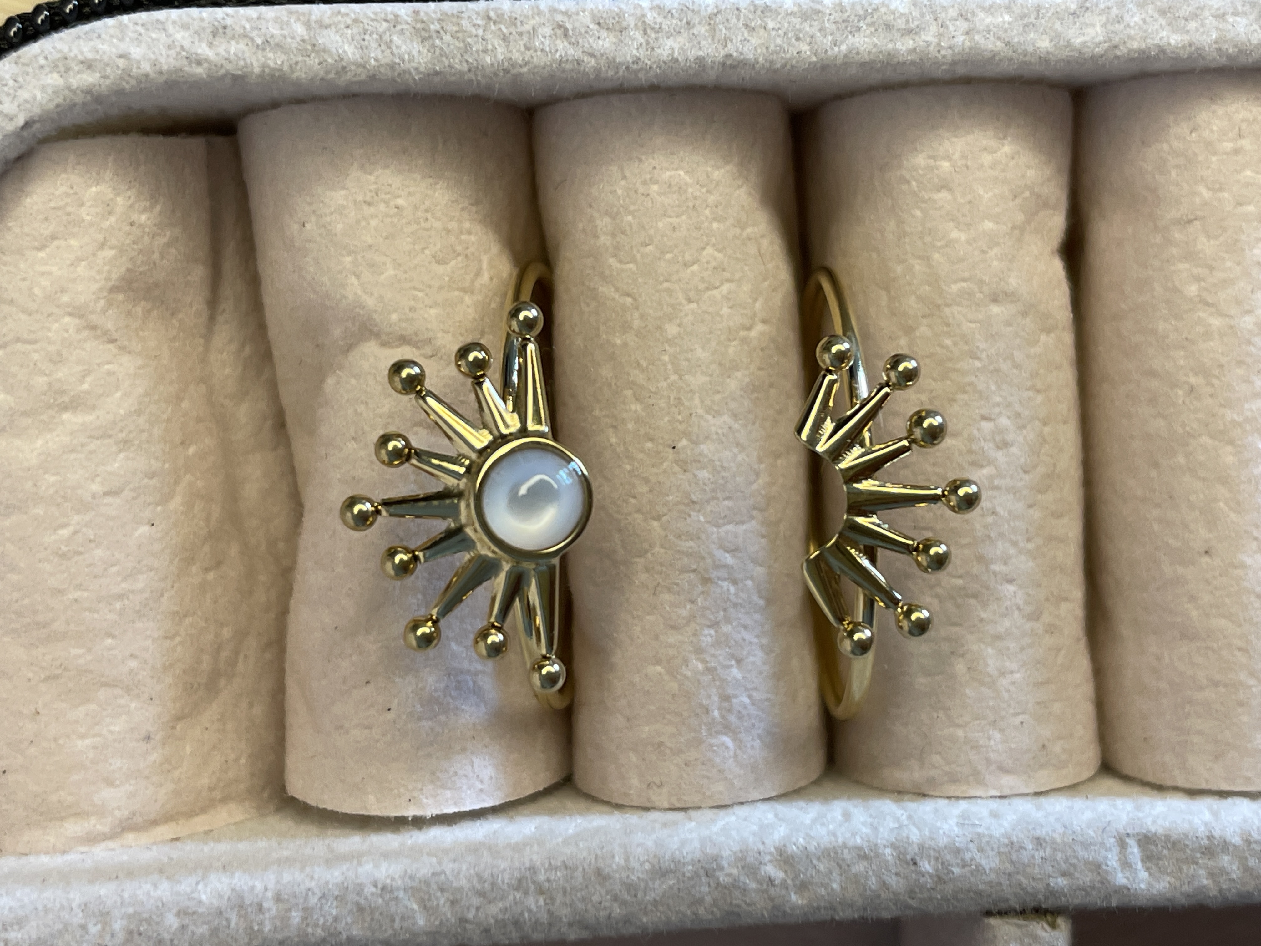 Muse Glow Rings