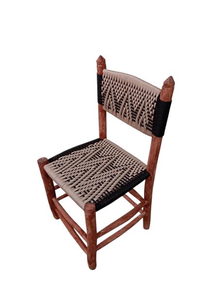كرسي مغربي تقليدي بظهر منسوج - فن يدوي بلمسة امازيغية