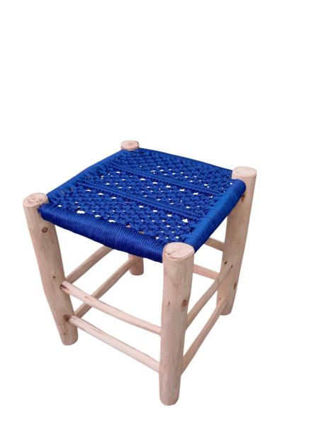 كرسي تقليدي مغربي بخيوط (القيطان) الزرقاء تصميم يدوي اصيل