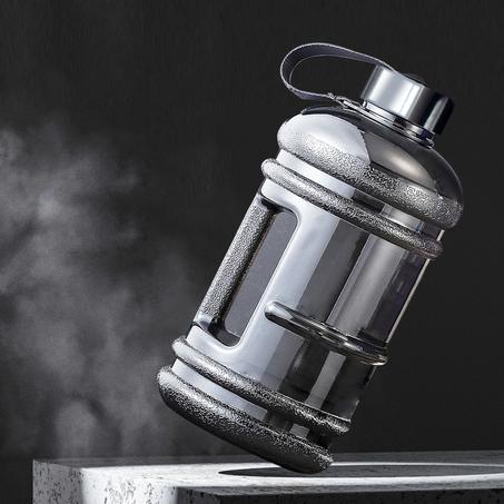 2L Large Capacity Water Bottle Portable