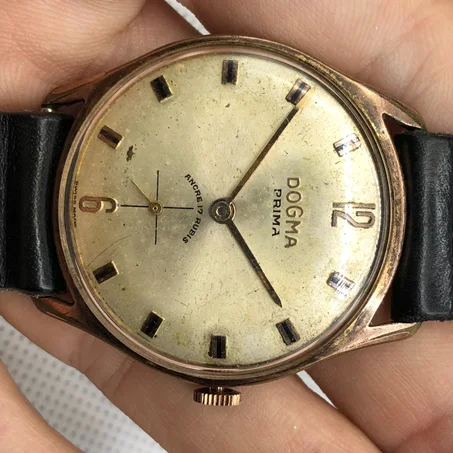 ساعة دوكما أصلية