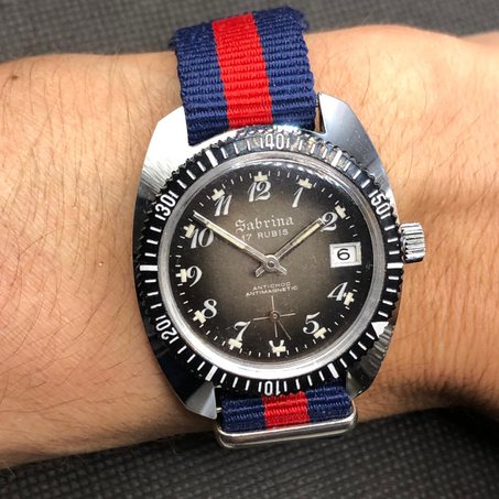 ساعة صابرينة أصلية