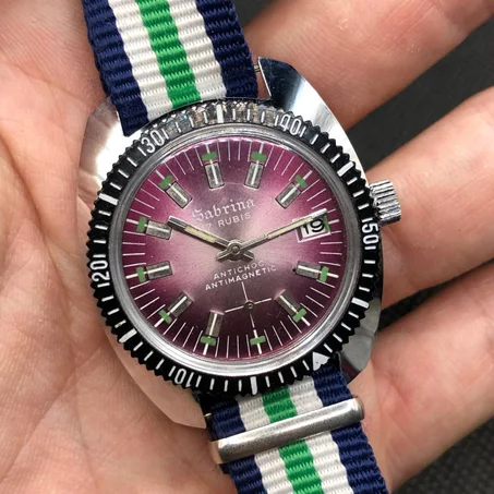 ساعة صابرينة أصلية