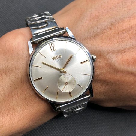 ساعة فيتا أصلية