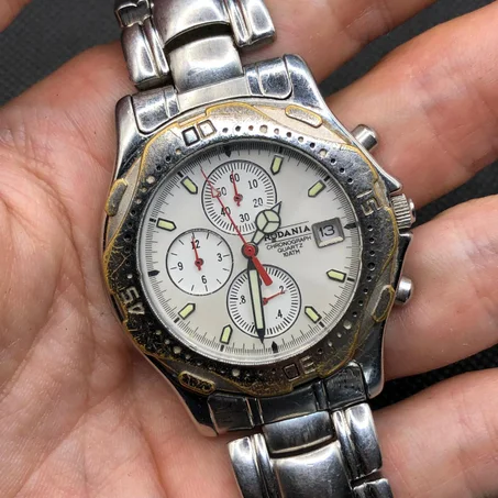 ساعة رودانيا أصلية