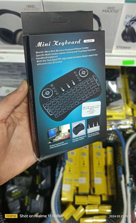 لوحة مفاتيح لاسلكية مع ماوس مدمج يعمل باللمس لتحكم سهل ومريح عن بعد Mac Tech Mini Wireless Rechargeable Keyboard with Touchpad, 2.4Ghz