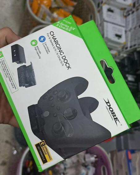 ♻️STATION DE CHARGE ♻️ ✅XBOX ONE S X ✅XBOX ONE SÉRIE S SÉRIE X  PRIX 💰3500 DA التوصيل متوفر 58 ولاية 🚛📭