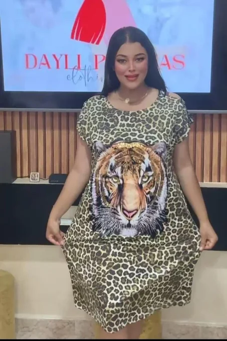 فستان مطبوع بنمر قوي يعكس ثقتك وأناقتك R1