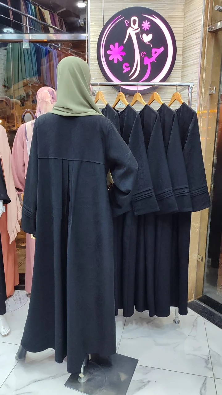 عباءة عواطف