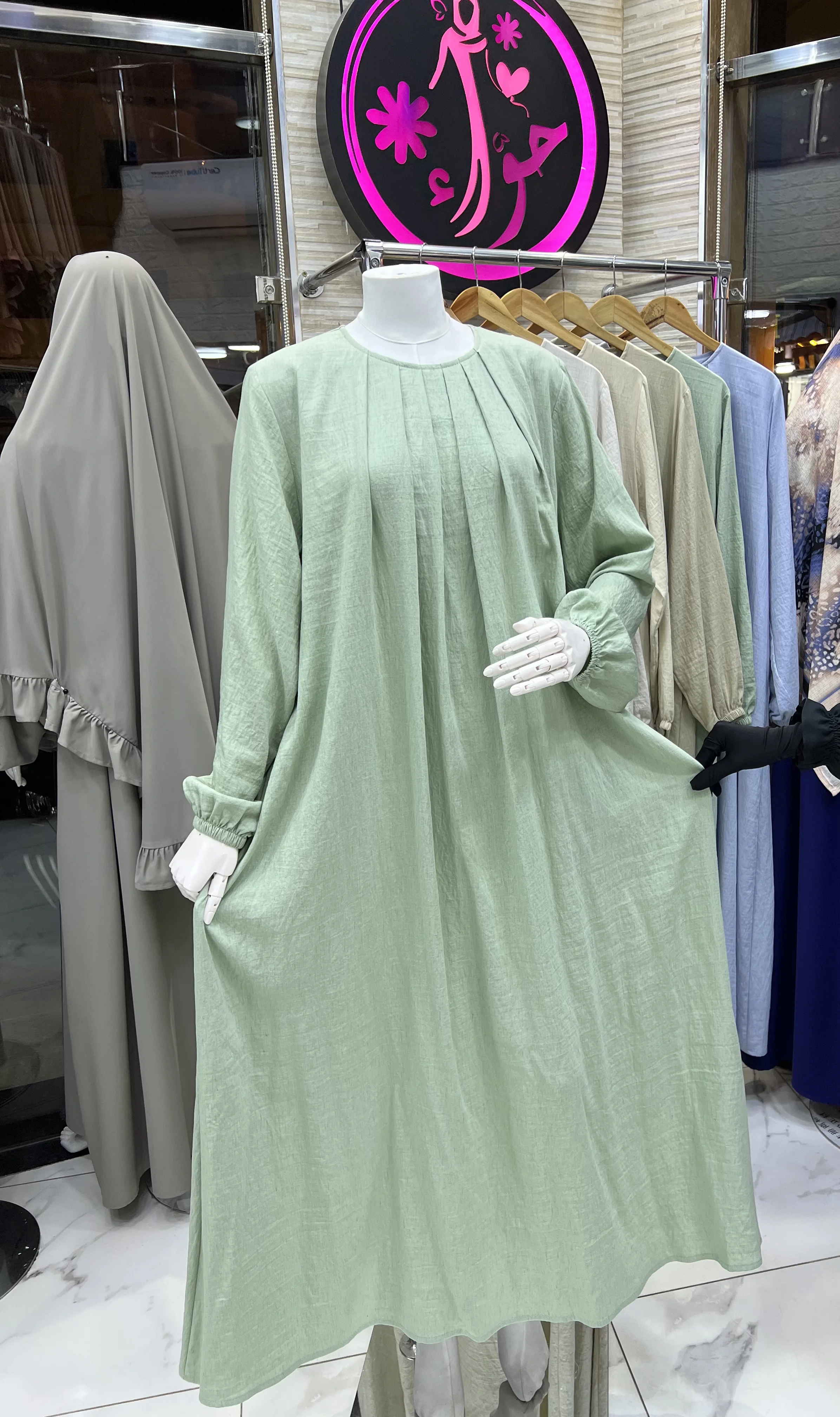 عباءة نجيمة