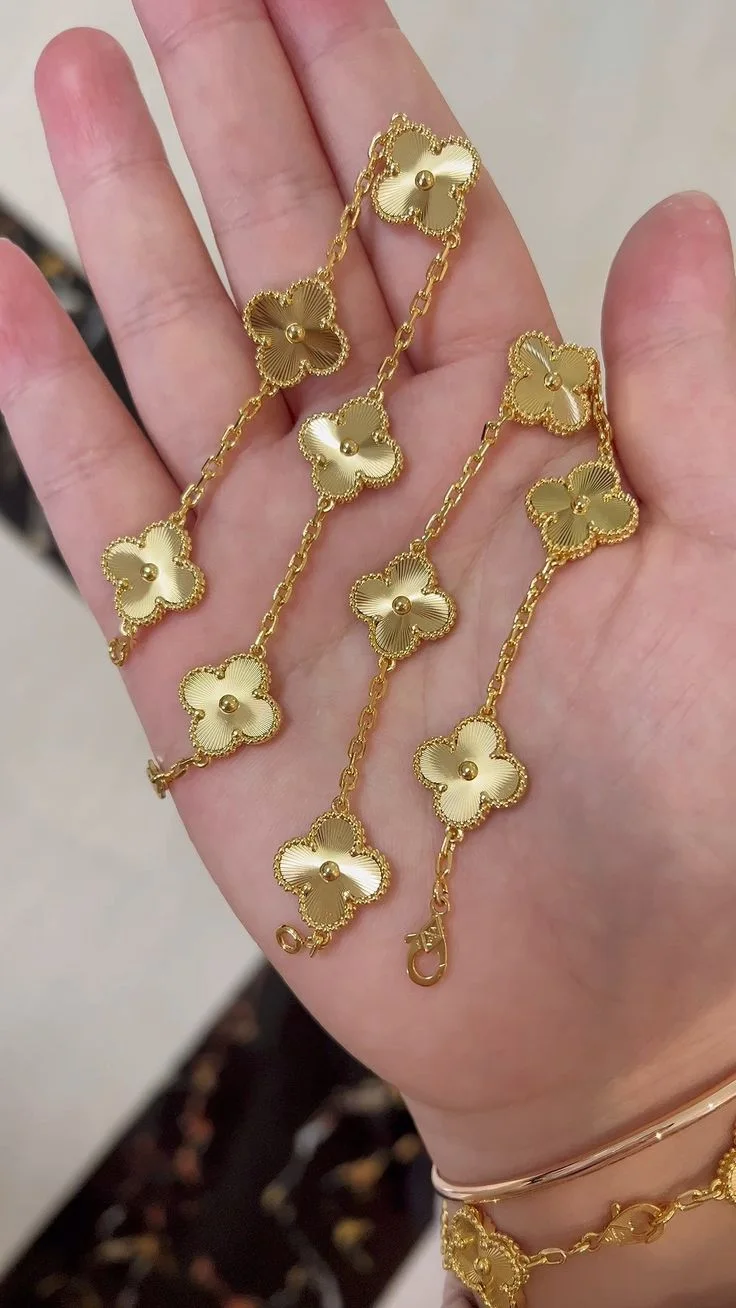 طقم Flower الملكي