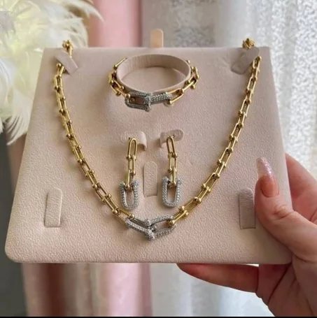 طقم التيفاني الراقي