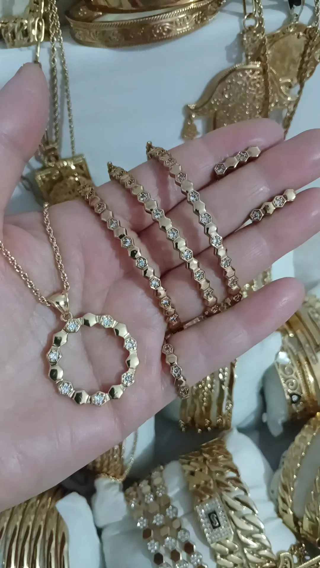 انصومبل الشهدة الأنيق و الراقي