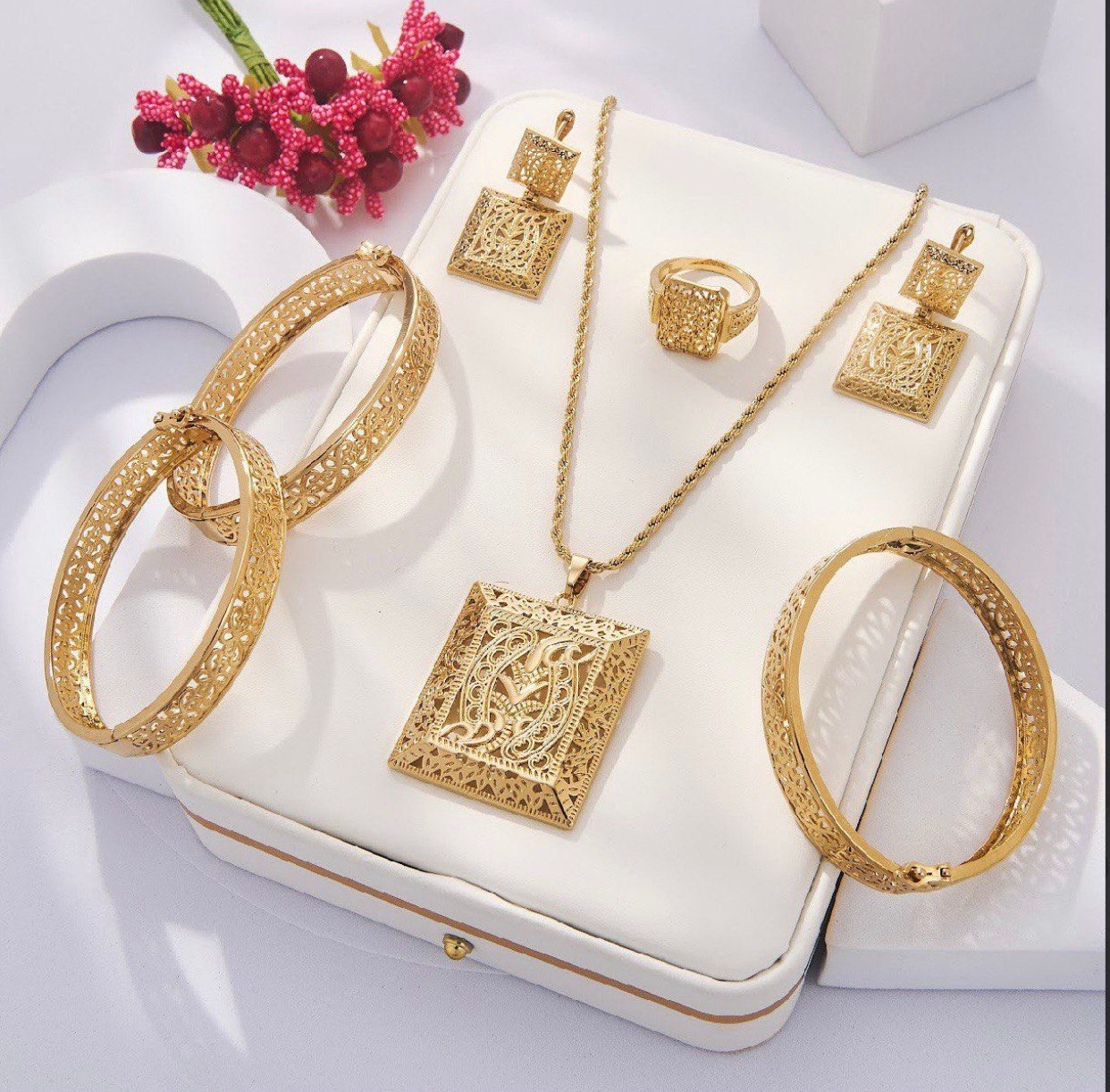 طقم المصحف المزخرف