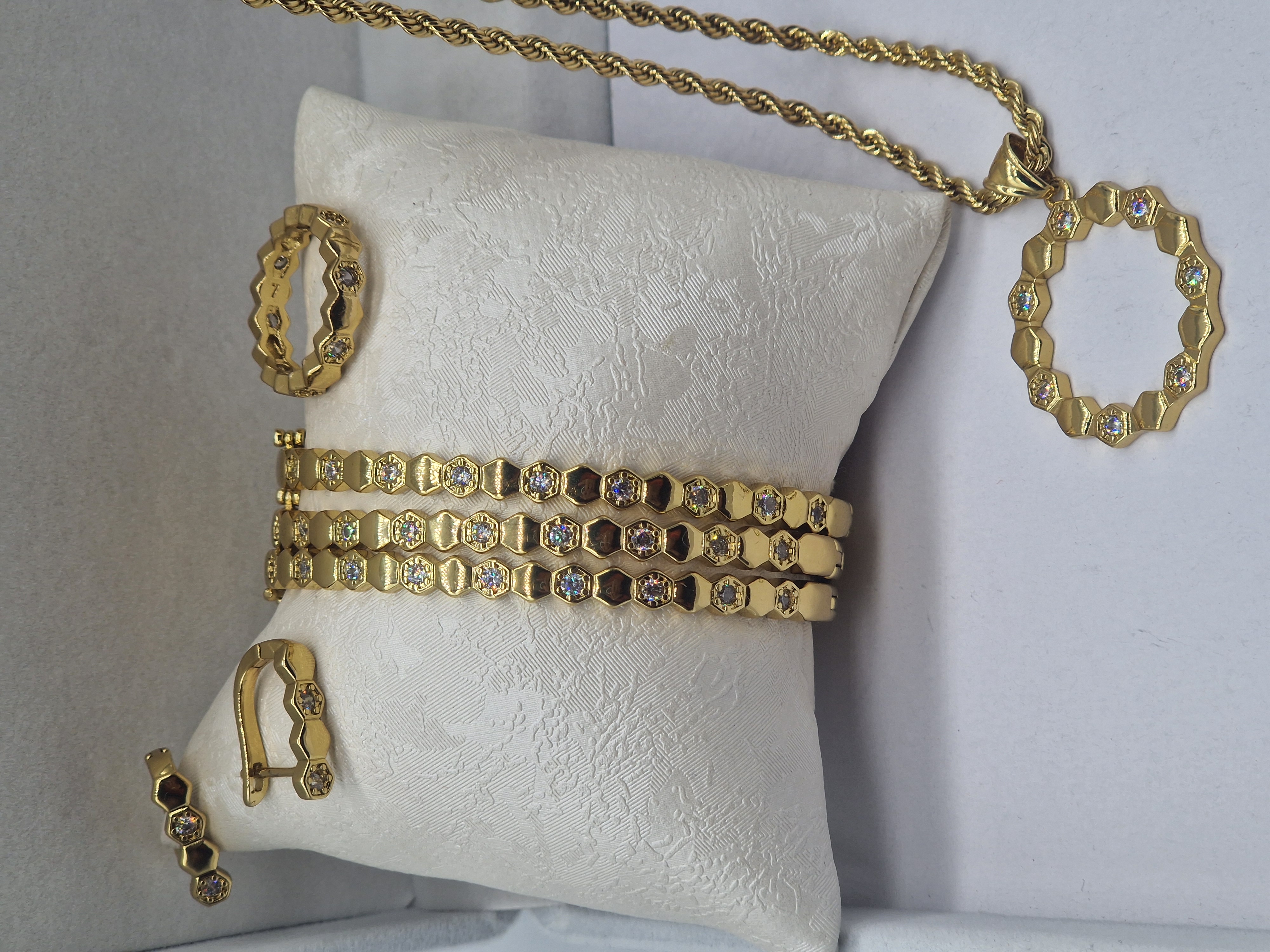 انصومبل الشهدة الأنيق و الراقي