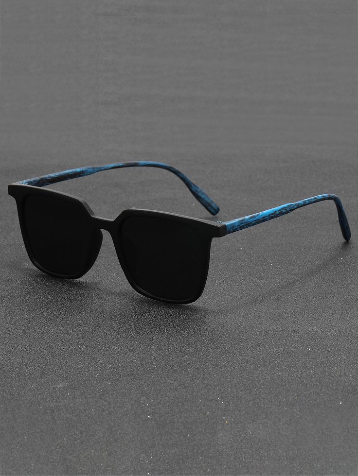 HOMBRES GAFAS