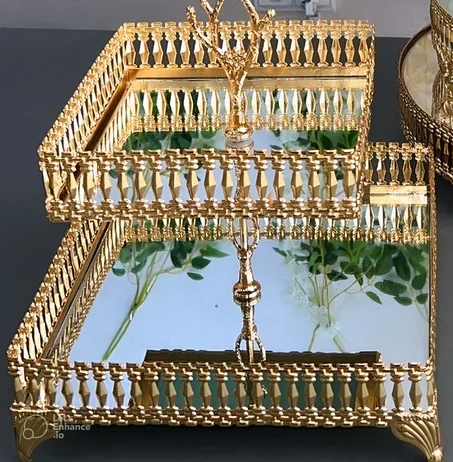 فراقة من طبقتين لتقديم الحلويات