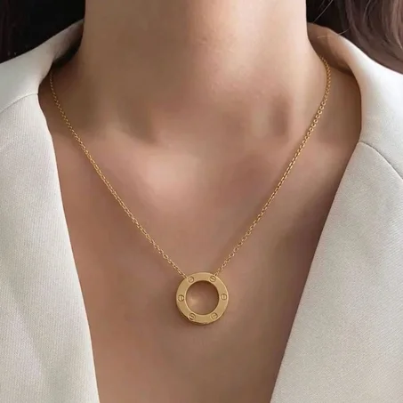 Collier cart1er Love
