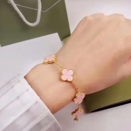 Van cleff bracelet : rose