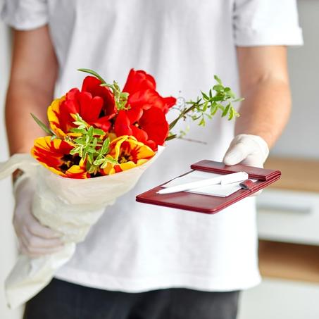 توصيل الهدايا والورود