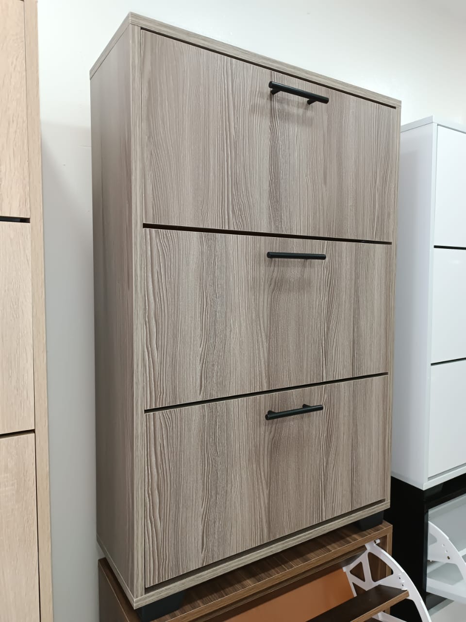 stores/14522bab86d6ee7f6ce2e9d13b044d56/products/PzU5K8SLWpVyhT9Hl5Y7QNW9TLPnjYtjnmqjRJ1G.jpeg