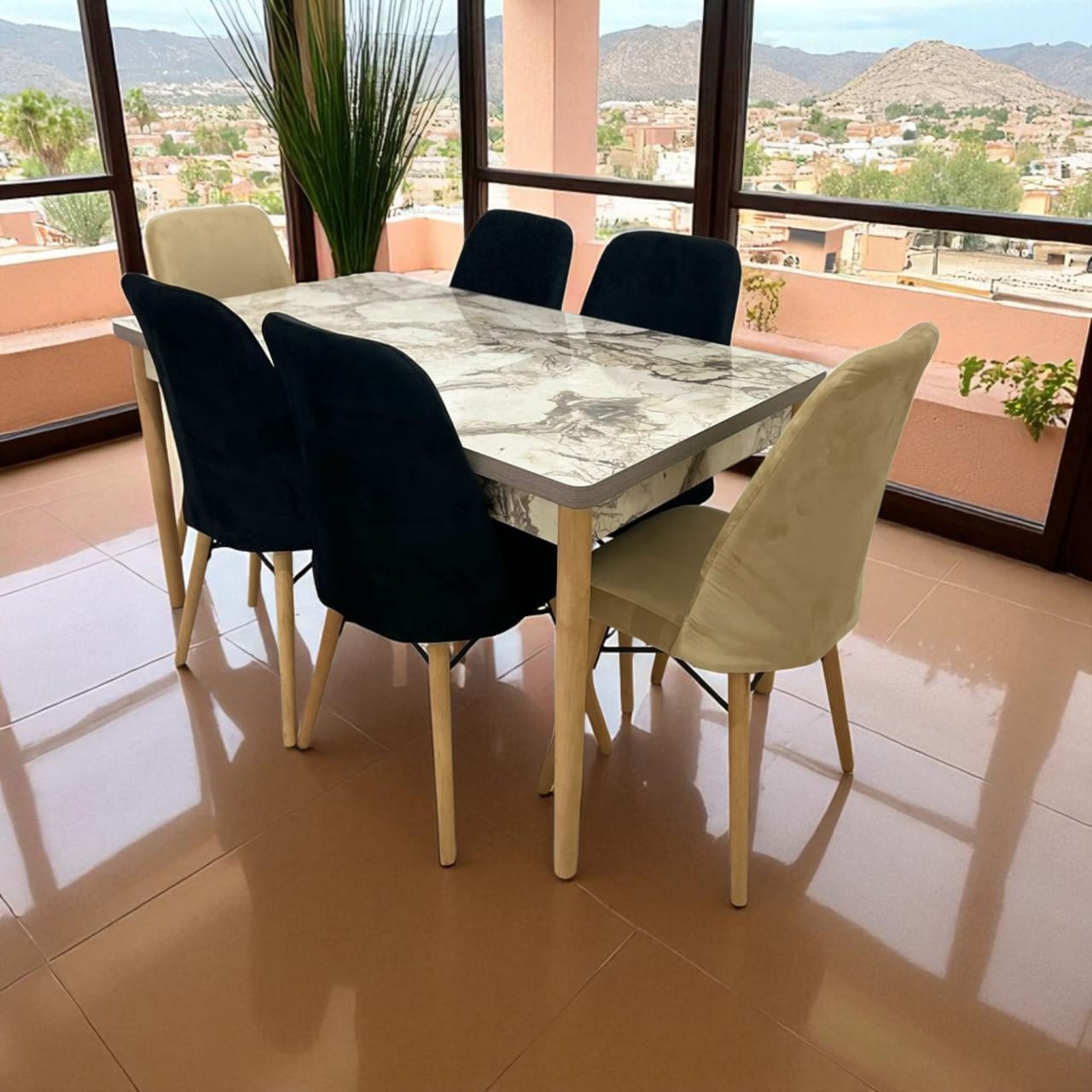 باك ملكي من طاولة مع  6 كراسي فخمة