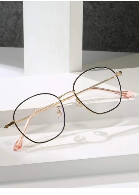 نظارات للوقاية من الأشعة الزرقاء  المضرة بالعين