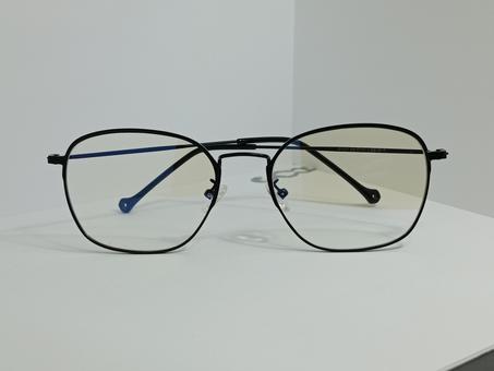 نظارات الحماية ضد الأشعة الزرقاء