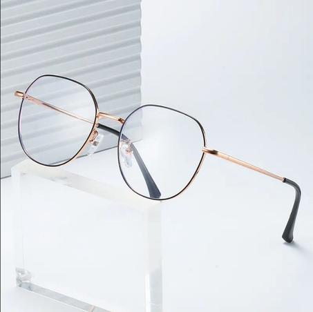 نظارات للوقاية من الأشعة الزرقاء  المضرة بالعين