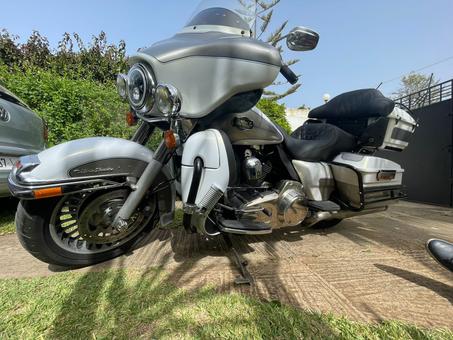 HARLEY DAVIDSON ULTRA GLIDE