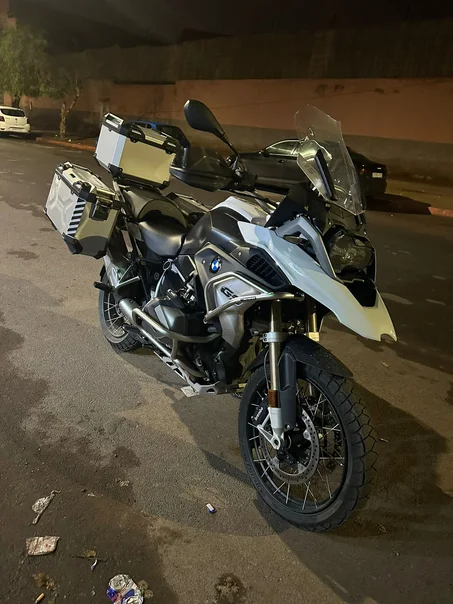 2023 BMW 1250 GS avec 6500 klm