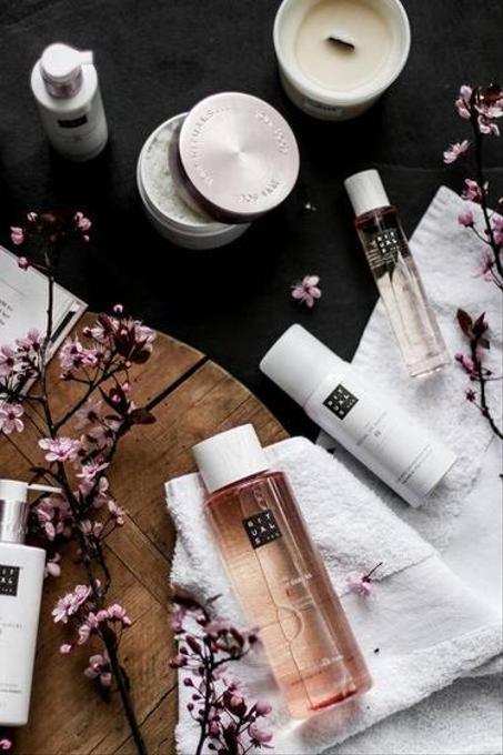 عالم التجميل والعناية الشخصية