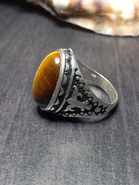 خاتم رجالي فضة عيار 925 حجر عين النمر القياس: 66
