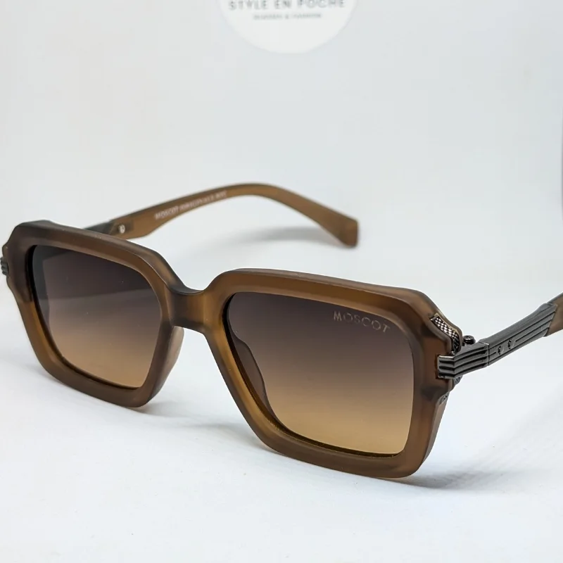 نظارات موسكوت لمتوش (Moscot Lemtosh) - اللون العسلي الشفاف (Honey) بتصميم كلاسيكي خالد