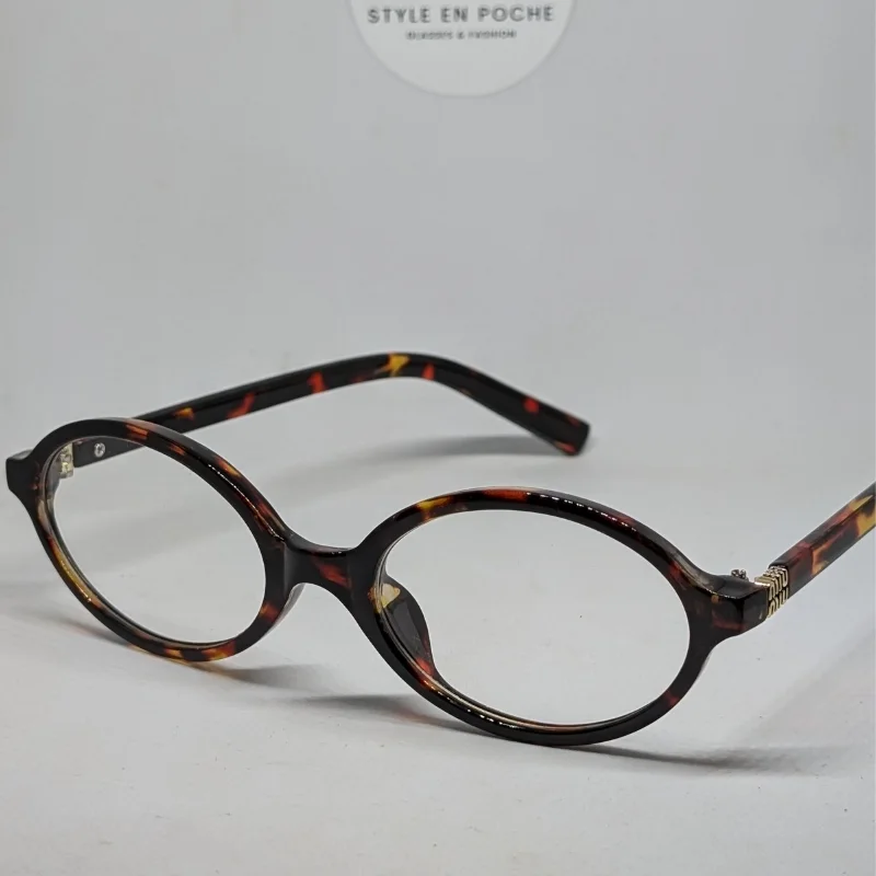 نظارات Miu Miu Oval Tortoise - أناقة كلاسيكية بلمسة عصرية ✨ (copy)