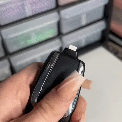 Mini Power Bank للمفاتيح – شاحن طوارئ للهاتف