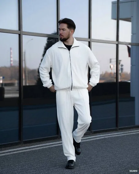 Velours Élégance – Tunique Homme Hiver